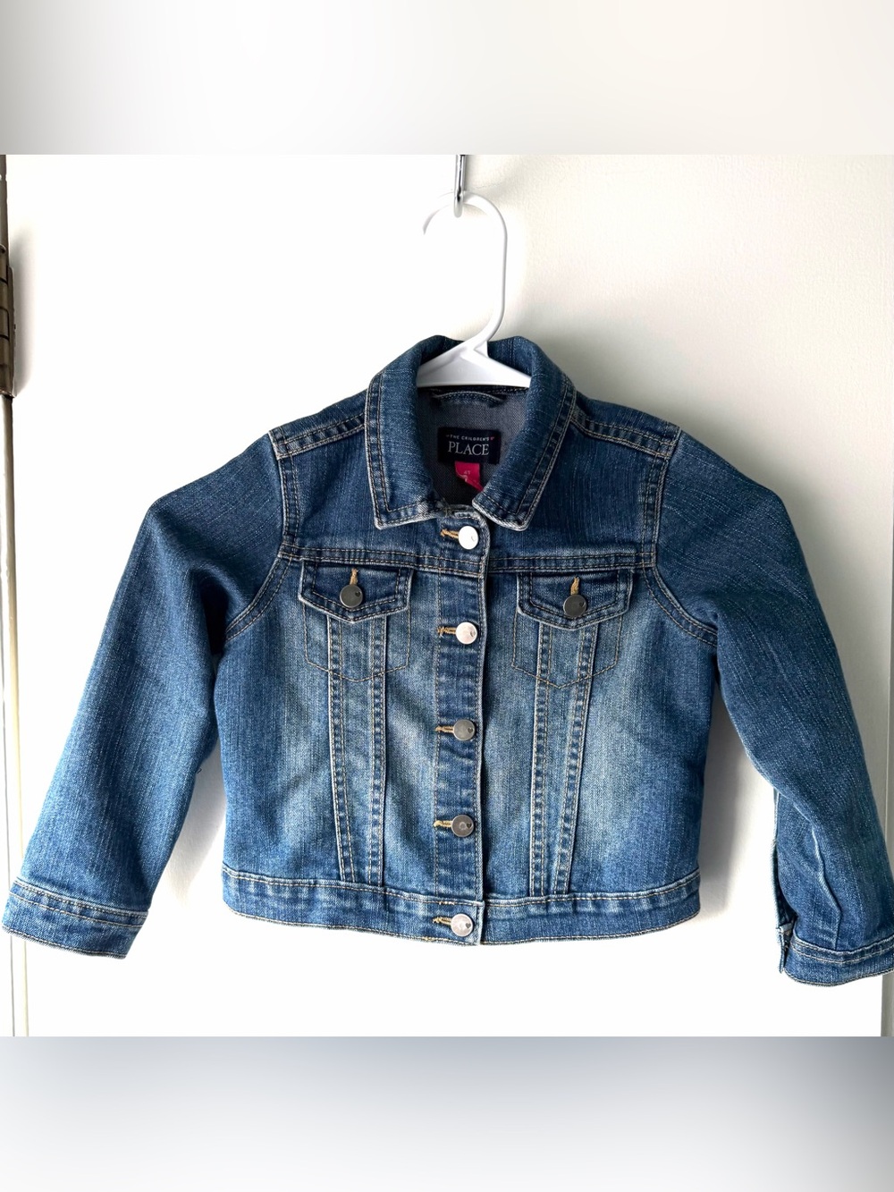 The Children's Place Girls Denim Jacket Blue Jean Distressed Wash Size 4T